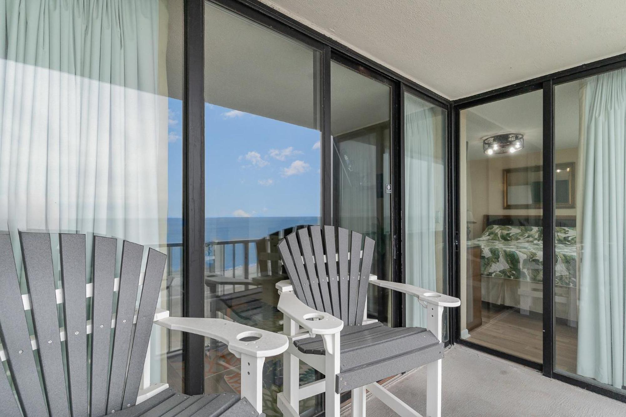 Sands Beach Club Briarcliffe Acres Exterior foto